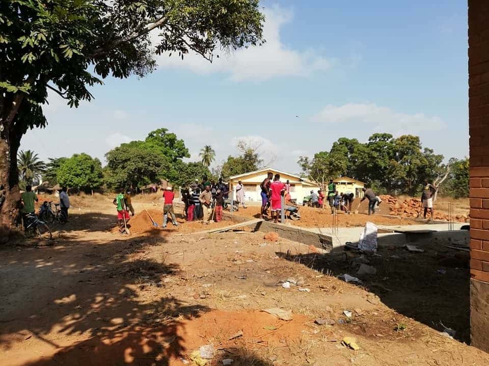 nouveau dispensaire ajk 10